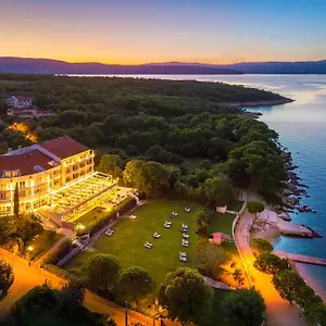 Szálloda & Wellness Pinia