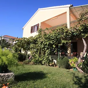 https://apartments-marija-bibinje.hotelinzadar.com
